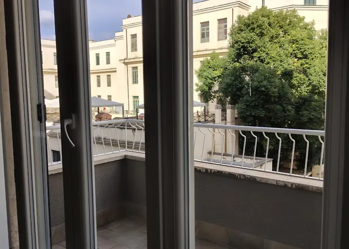Your Perfect Host In Apartamento *