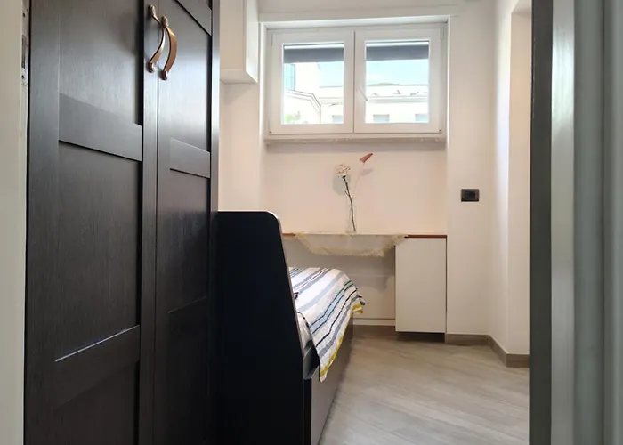 Your Perfect Host In Apartamento Roma