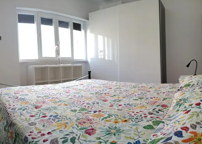 Your Perfect Host In Apartamento *